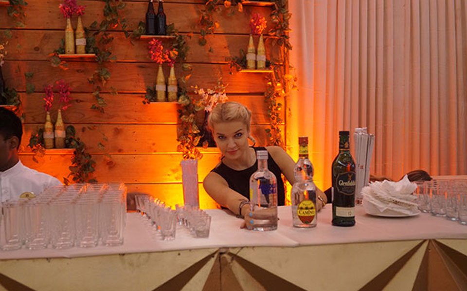 russian female bartenders in delhi